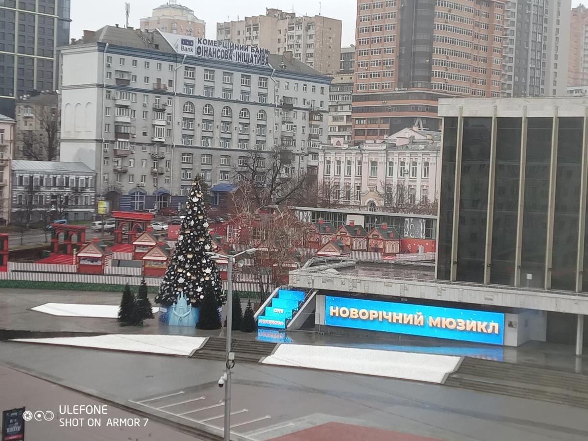 Двухкомнатная Квартира С Видом На Дворец Украина Kiev Bagian luar foto